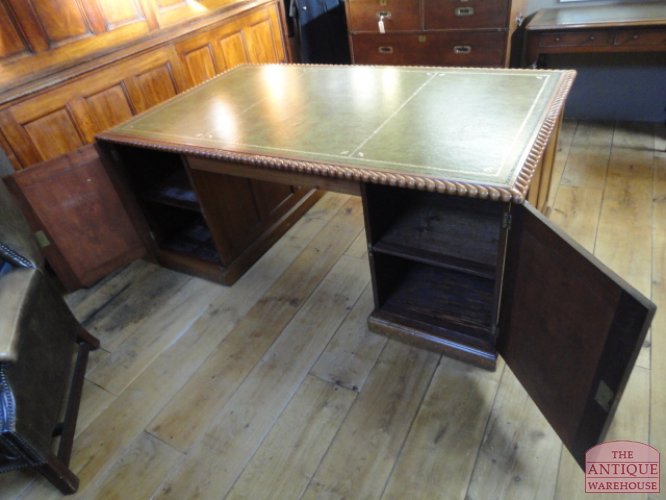 Antiek mahonie Engels partnersbureau 3