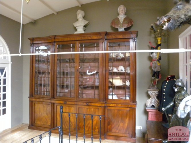 antieke mahonie Engelse boekenkast "library breakfront bookcase" VERKOCHT