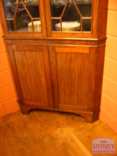 antieke mahonie hoekkast, circa 1800, VERKOCHT