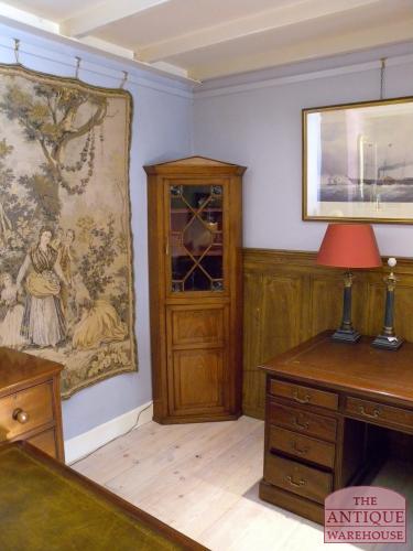 antieke mahonie hoekkast 3