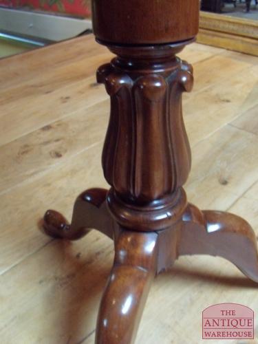 antieke mahonie pied de stalle 2