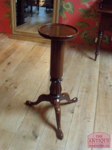 antieke mahonie pied de stalle 3