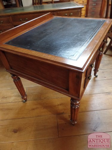 Antieke mahonie schrijftafel 3