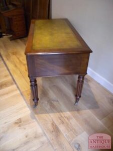 antieke mahonie schrijftafel, circa 1840, VERKOCHT