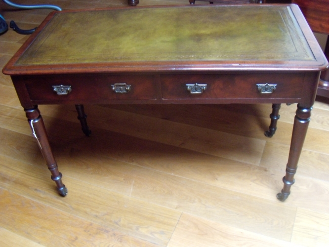 Antieke mahonie schrijftafel circa 1870 3