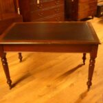 Antieke mahonie schrijftafel circa 1870 2