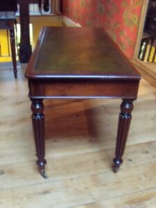 antieke mahonie schrijftafel, circa 1870, VERKOCHT