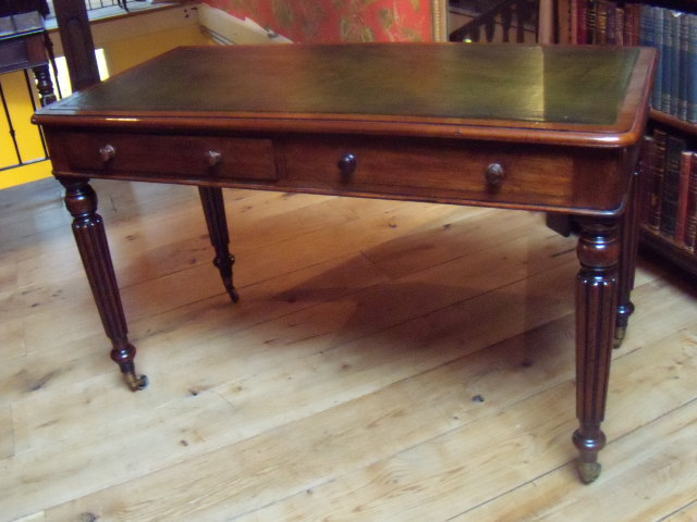 Antieke mahonie schrijftafel circa 1850 3