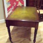 Antieke mahonie schrijftafel circa 1870 1