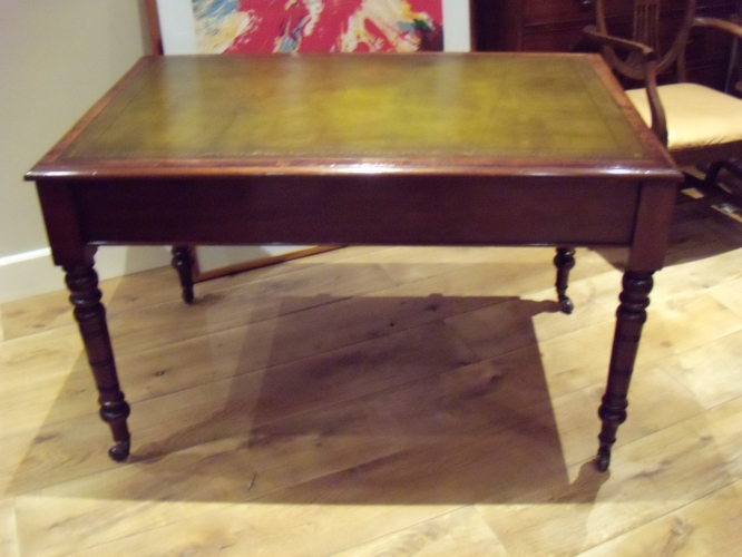 Antieke mahonie schrijftafel circa 1870 3