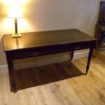 Antieke mahonie schrijftafel circa 1870 van Edwards & Roberts 2