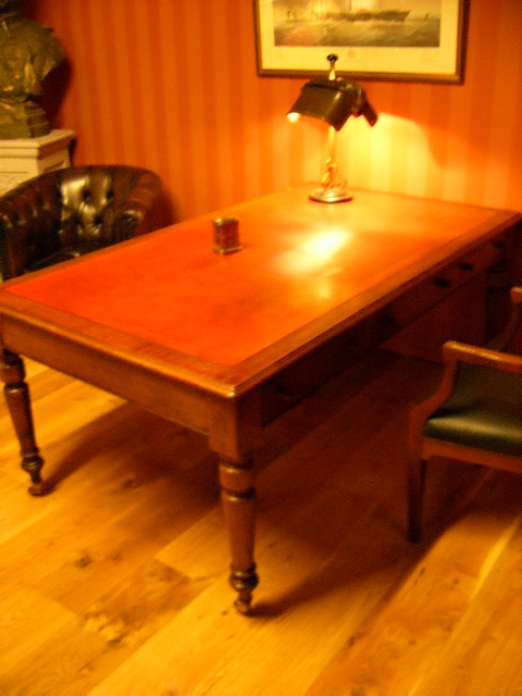 Antieke mahonie schrijftafel circa 1870 3