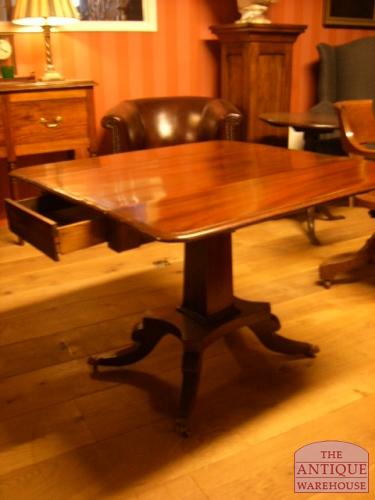 antieke mahonie side table, VERKOCHT