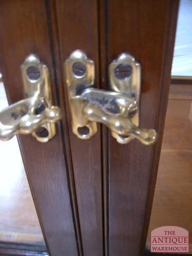 antieke mahonie vitrine, vrije ruimte 2