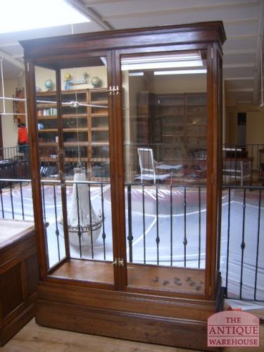 antieke mahonie vitrine, vrije ruimte 3