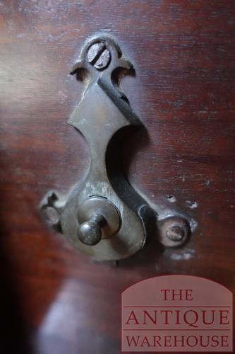 Mahoniehouten Bijzet Tafel 4