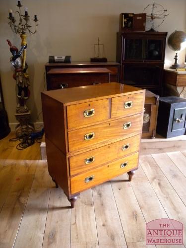 antieke mahoniehouten campaign ladekast 3