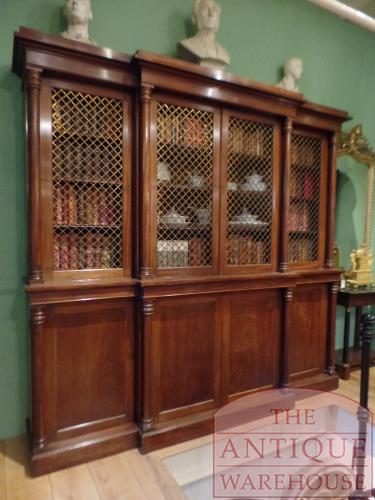 Antieke mahoniehouten Engelse breakfront boekenkast 2