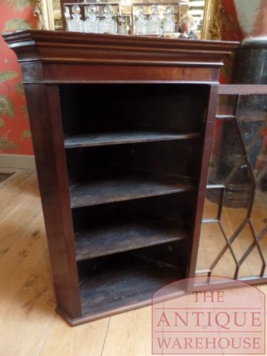 Antieke mahoniehouten Engelse hoekkast 2