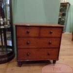 Antieke mahoniehouten Engelse ladekast 1