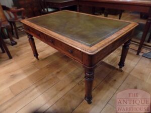 antieke mahoniehouten Engelse partners schrijftafel