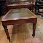 Antieke mahoniehouten Engelse partners schrijftafel 3