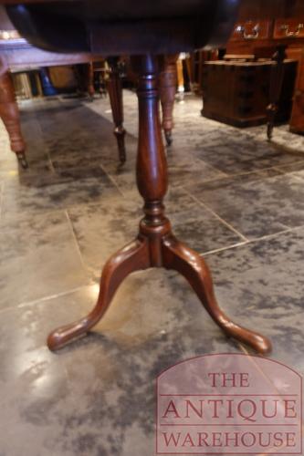 Mahoniehouten Tilt Top Tafel 3