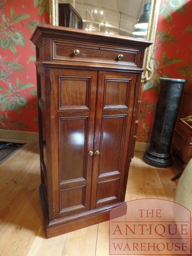 antieke mahoniehouten ladekast, opbergkast, archiefkast