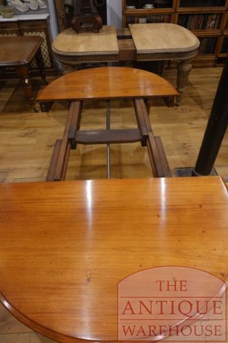 antieke mahoniehouten uitdraaitafel 2