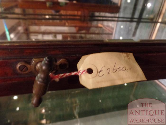 Antieke mahoniehouten vitrinekast uit Manchester 5