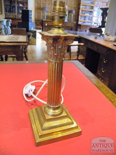 antieke messing lampenvoet