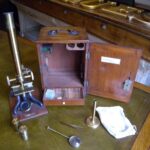 Antieke microscoop 3