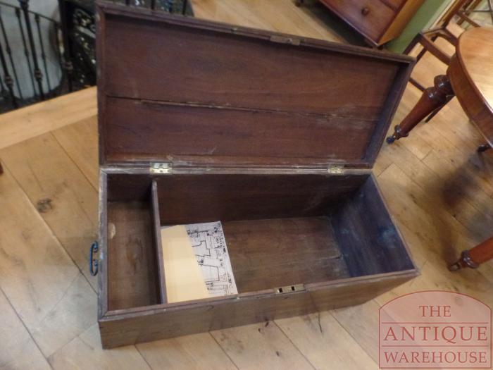 Antieke military kist in mahoniehout 2