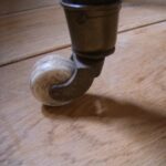 Antieke ongerestaureerde schrijftafel 1