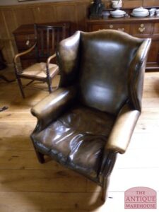 antieke oor fauteuille