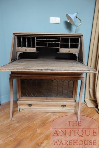 Antieke originele eiken Globe Wernicke kast met secretaire deel en lade in plint 2