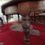 Antieke ovale Engelse tafel met drie tussenbladen 2