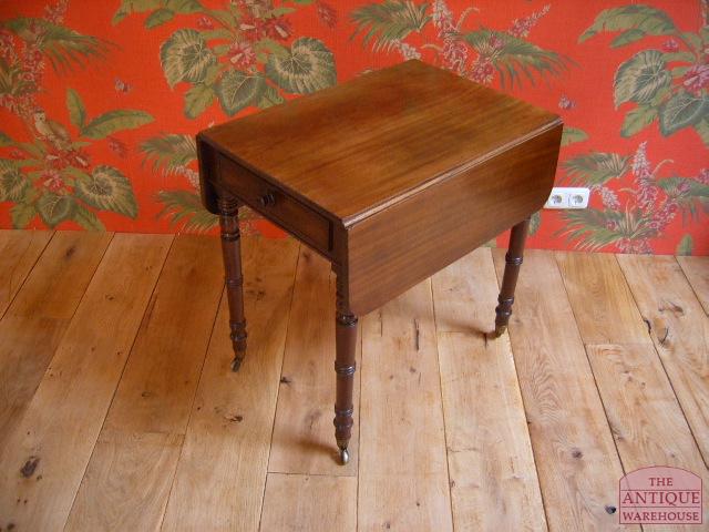 antieke pembroke tafel 3