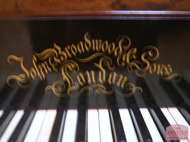 antieke piano