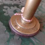 Antieke pruikenstandaard 2