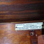 Antieke ruime mahoniehouten vitrinekast met veel bergruimte 3