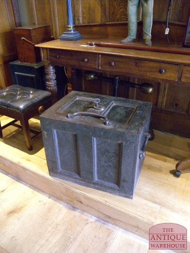 antieke safe, strong box, gereserveerd dhr heijnig, VERKOCHT