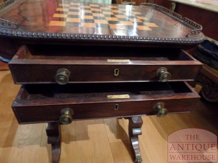 antieke schaaktafel van palisanderhout 2