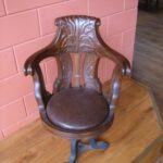 Antieke scheepsstoel 3