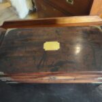 Antieke schrijfkist, antieke lezenaar 1