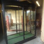 Antike schlichte, dunkle Mahagoni-Vitrine aus der Zeit um 1880 1