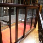 antieke tafel vitrine 2