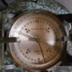 Antieke theodoliet met mahonie kist 2