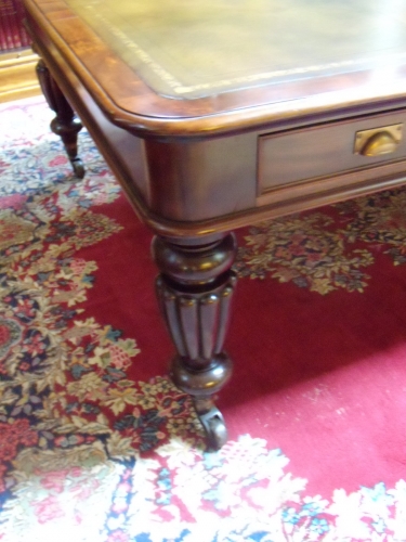 antieke vergadertafel circa 1820