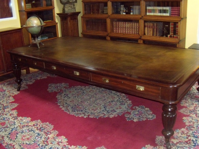 Antieke vergadertafel circa 1820 3